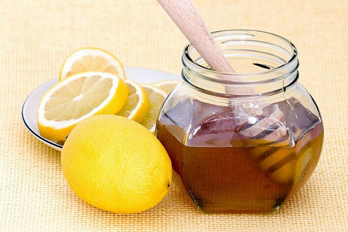 El limón y la miel son ingredientes de una mascarilla que aclara y reafirma perfectamente la piel del rostro. 